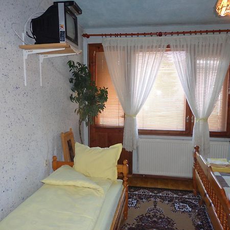 Family Hotel Ecorelax Madzhare Εξωτερικό φωτογραφία