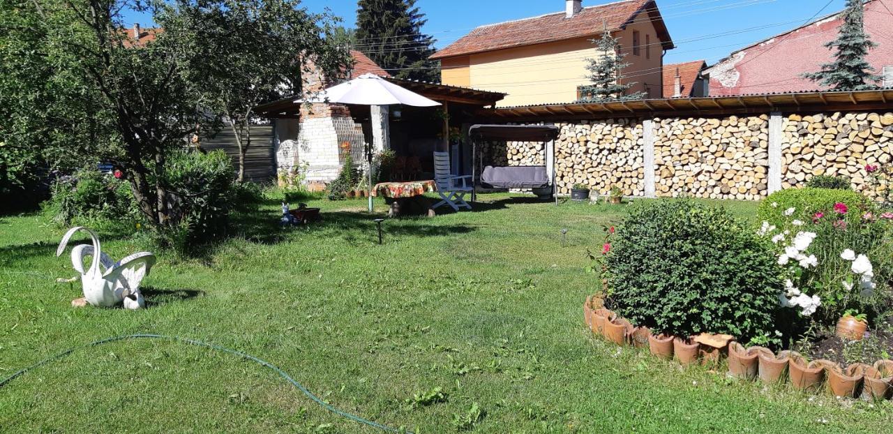Family Hotel Ecorelax Madzhare Εξωτερικό φωτογραφία
