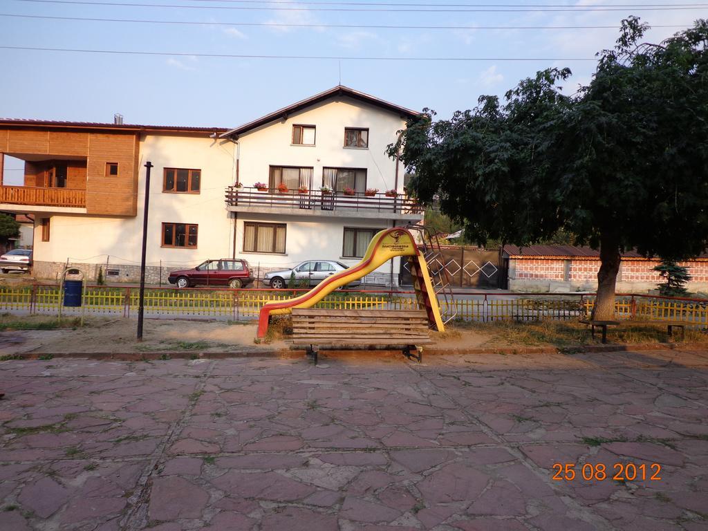 Family Hotel Ecorelax Madzhare Εξωτερικό φωτογραφία