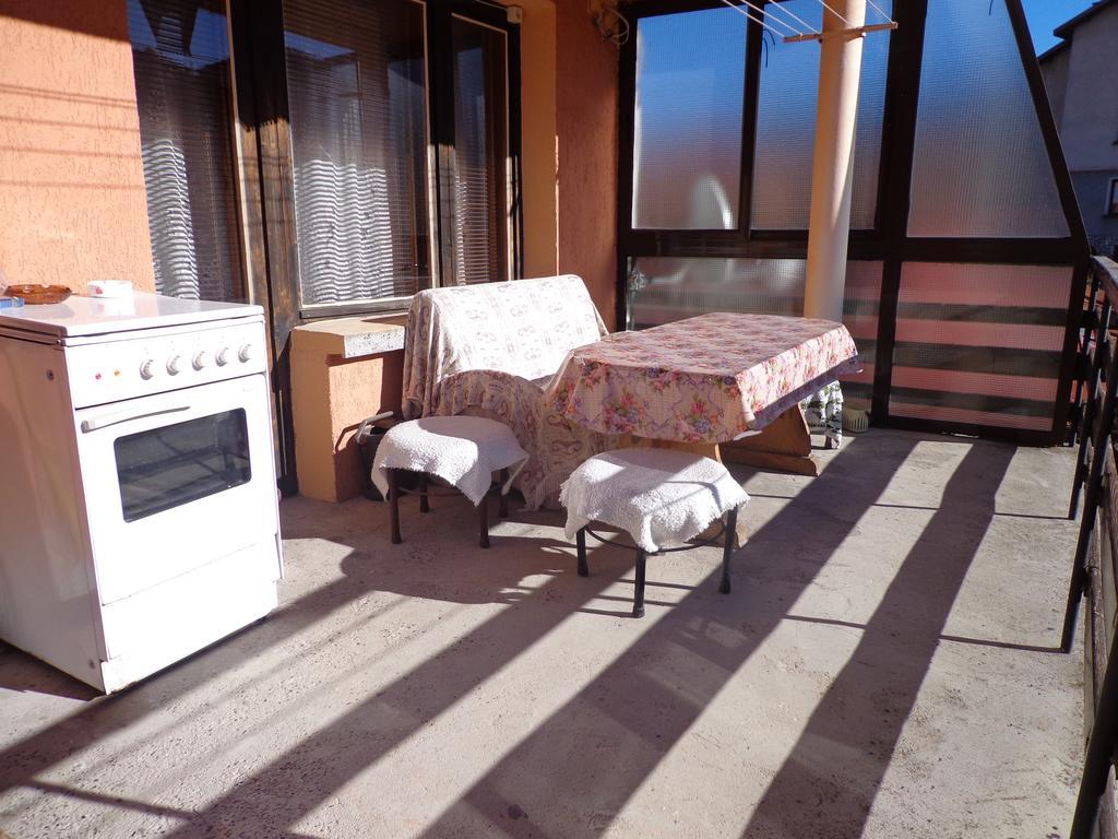 Family Hotel Ecorelax Madzhare Εξωτερικό φωτογραφία