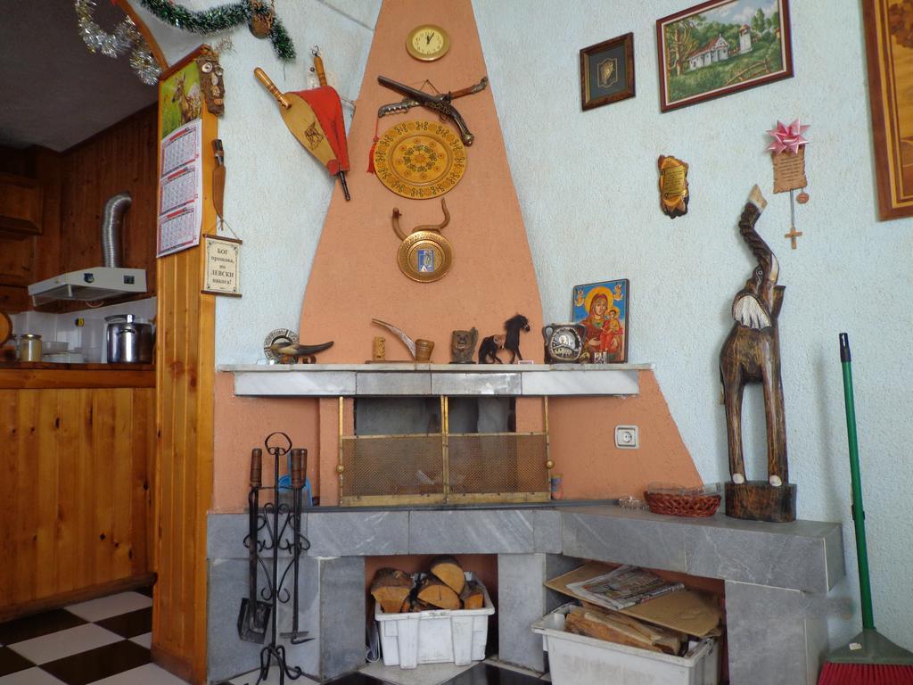 Family Hotel Ecorelax Madzhare Εξωτερικό φωτογραφία
